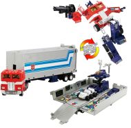 Missing Link: C-01 Optimus Prime w/ Trailer